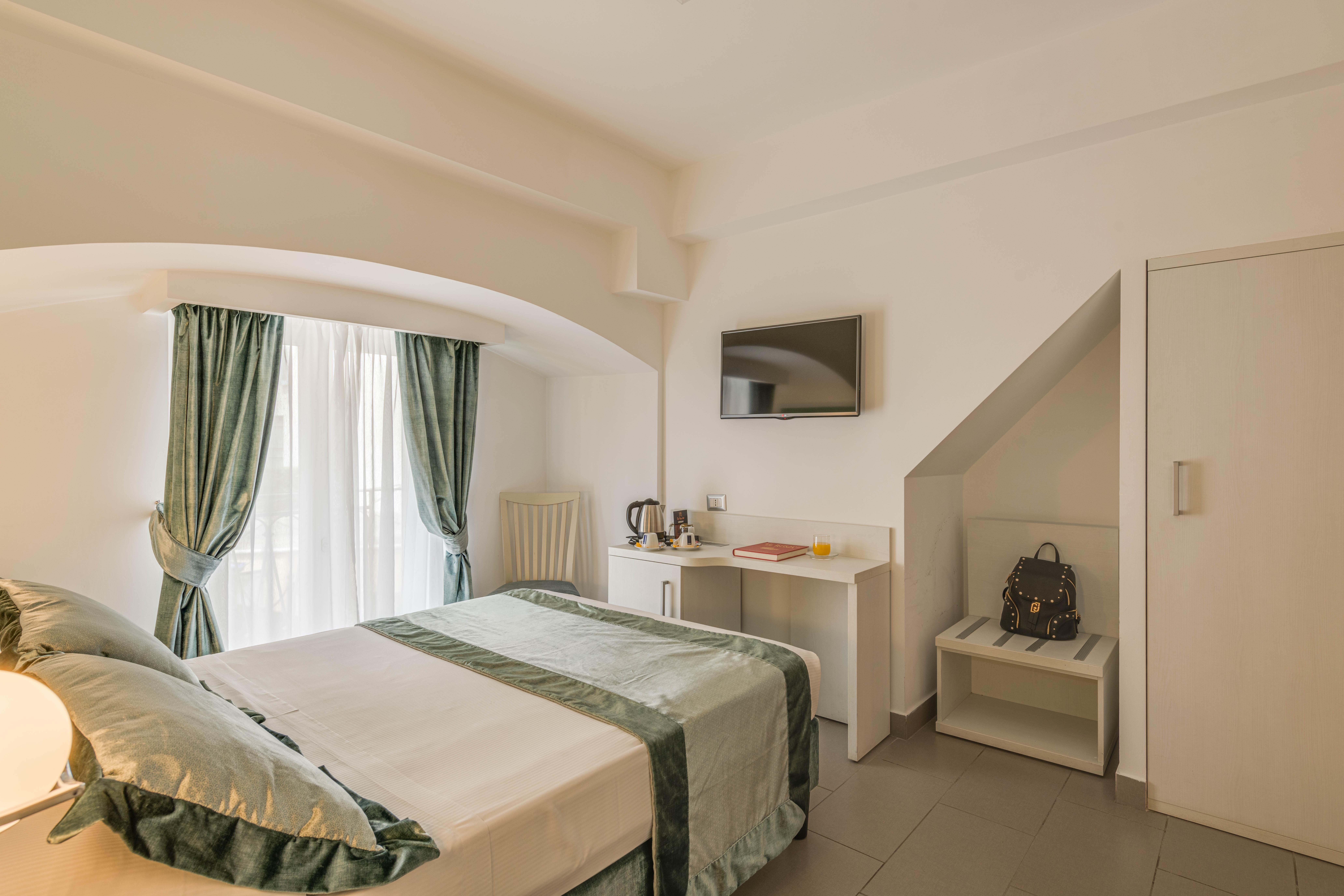 Hotel Trevi Palace