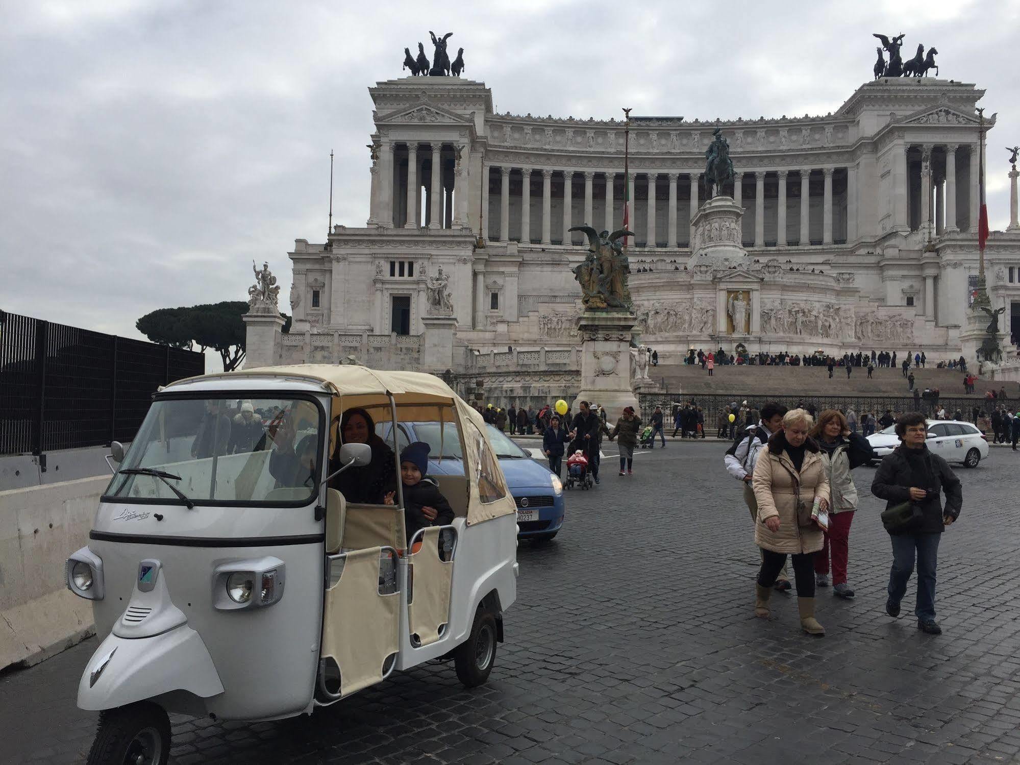 Hotel Trevi Palace 3*